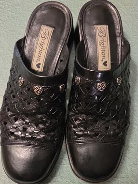 Brighton Black Woven Leather Heart-Trim Clogs